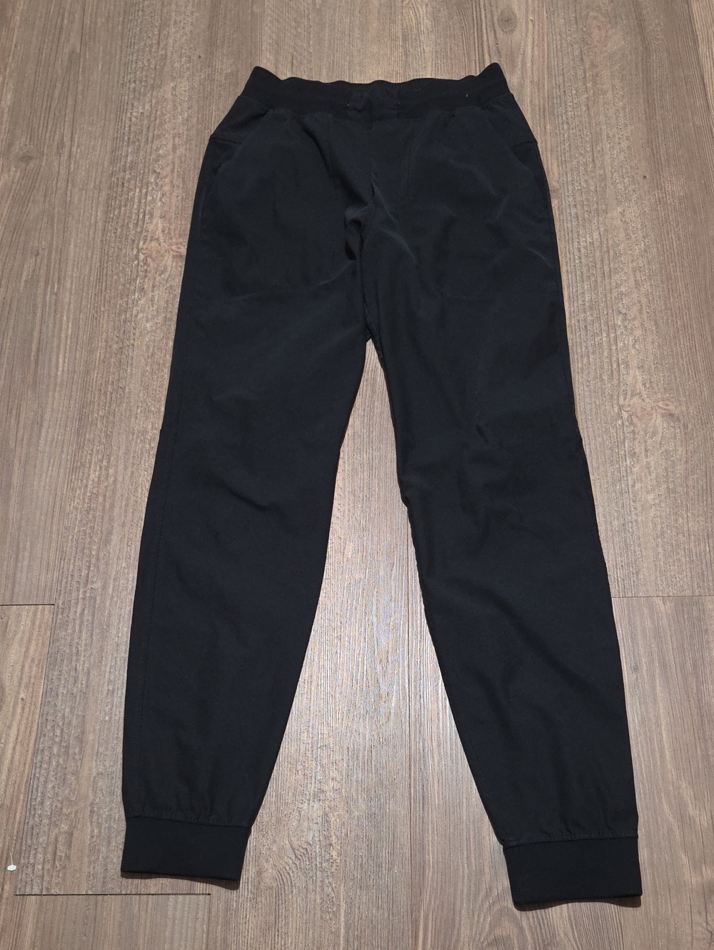 Men's Lululemon Black Jogger Pants - Comfortable Everyday Wear